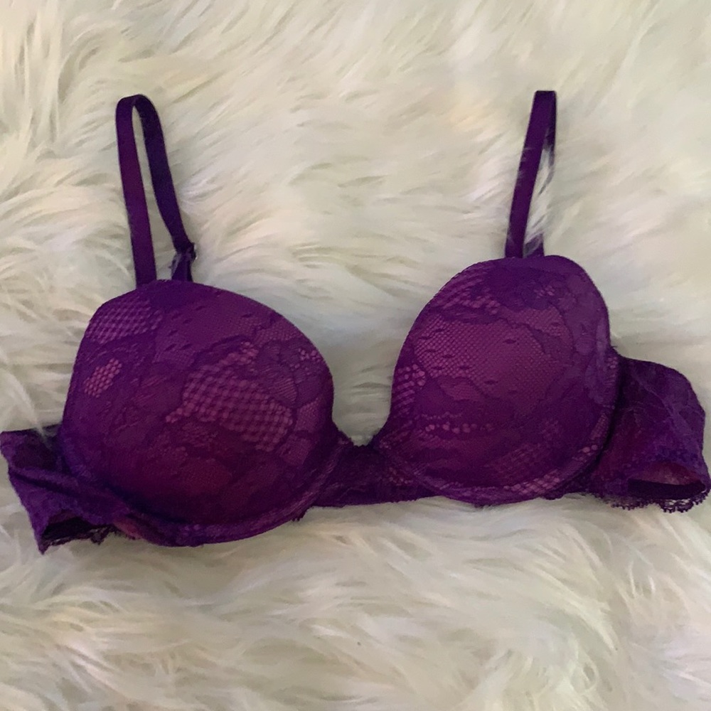 Like New Victoria’s Secret Biofit Demi Uplift